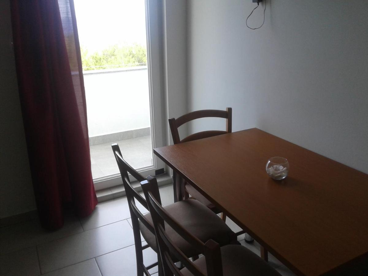 Apartmani Petra Primošten Buitenkant foto