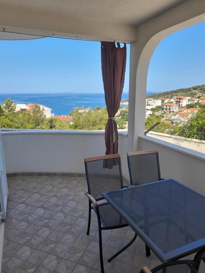 Apartmani Petra Primošten Buitenkant foto