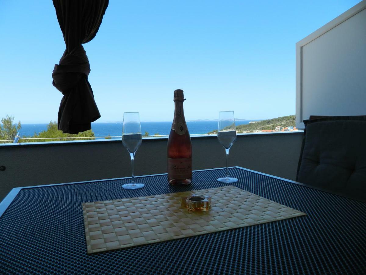 Apartmani Petra Primošten Buitenkant foto